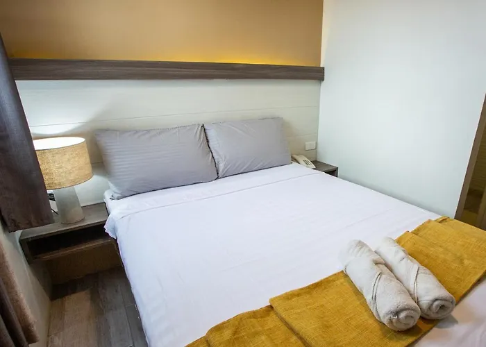 Hotel The By Alinace At Mango