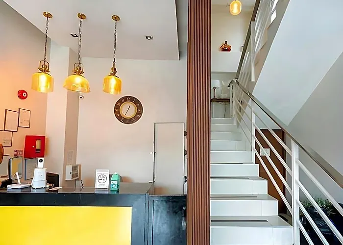 The By Alinace At Mango Hotel